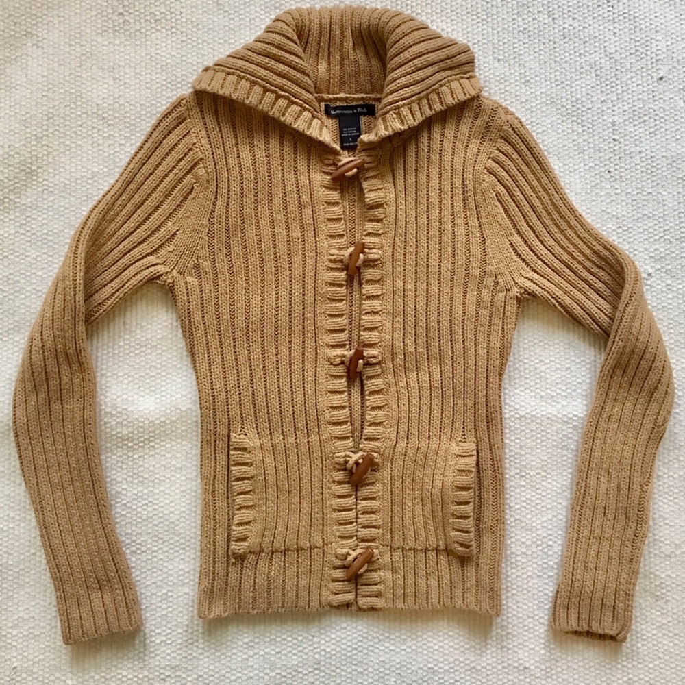 Toggle Close Cable Knit Sweater, Nice Boho Style! - image 4